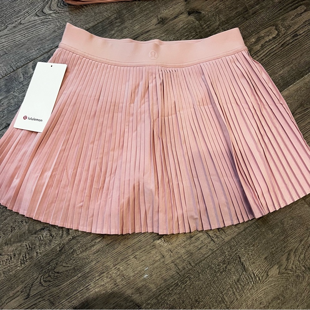 NWT Lululemon Set Varsity Pleated Skirt and Scoop Neck Bra Pink Haze - Picture 9 of 16